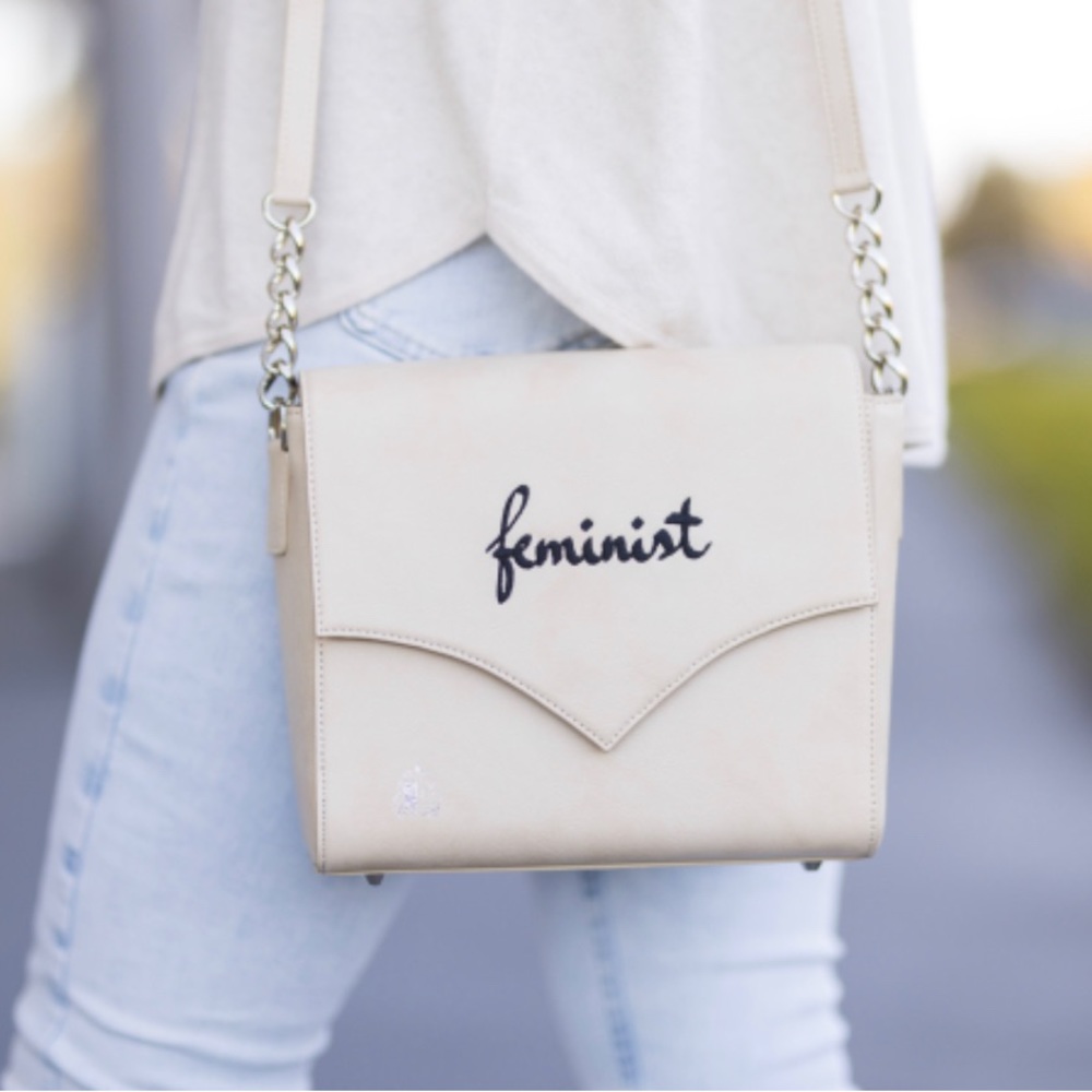 IsetNofret Abydossa feminist flap